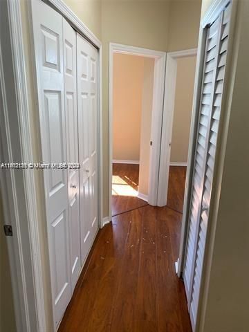 Recently Sold: $399,000 (3 beds, 2 baths, 1396 Square Feet)