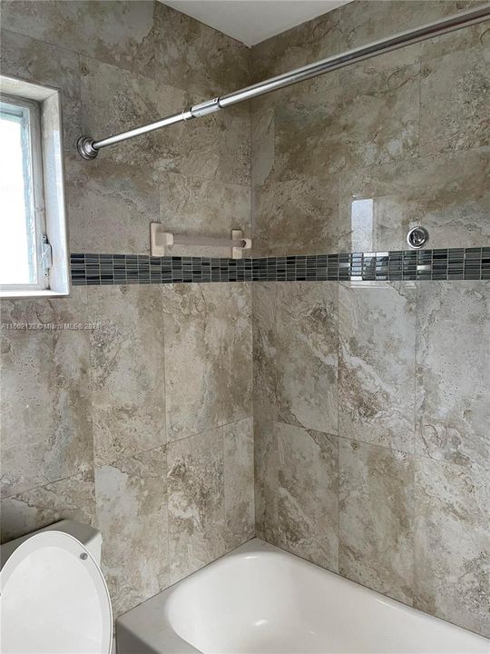 Recently Rented: $1,625 (1 beds, 1 baths, 615 Square Feet)