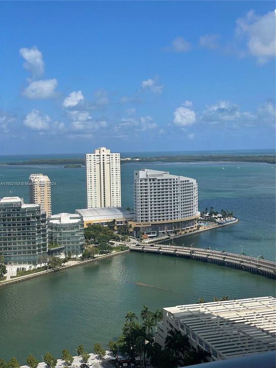 Recently Sold: $775,000 (2 beds, 2 baths, 1146 Square Feet)