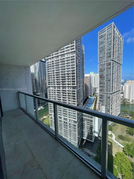 Recently Sold: $775,000 (2 beds, 2 baths, 1146 Square Feet)