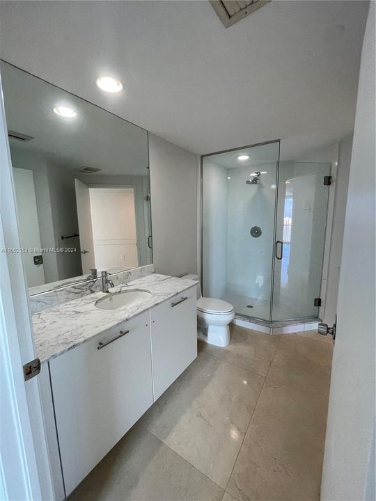 Recently Sold: $775,000 (2 beds, 2 baths, 1146 Square Feet)