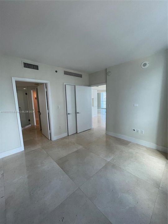 Recently Sold: $775,000 (2 beds, 2 baths, 1146 Square Feet)