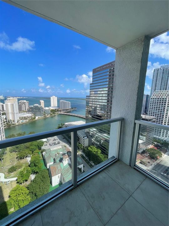 Recently Sold: $775,000 (2 beds, 2 baths, 1146 Square Feet)