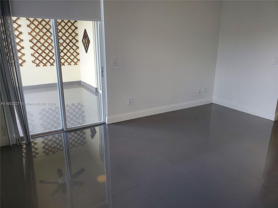 En Venta: $500,000 (3 camas, 2 baños, 1710 Pies cuadrados)