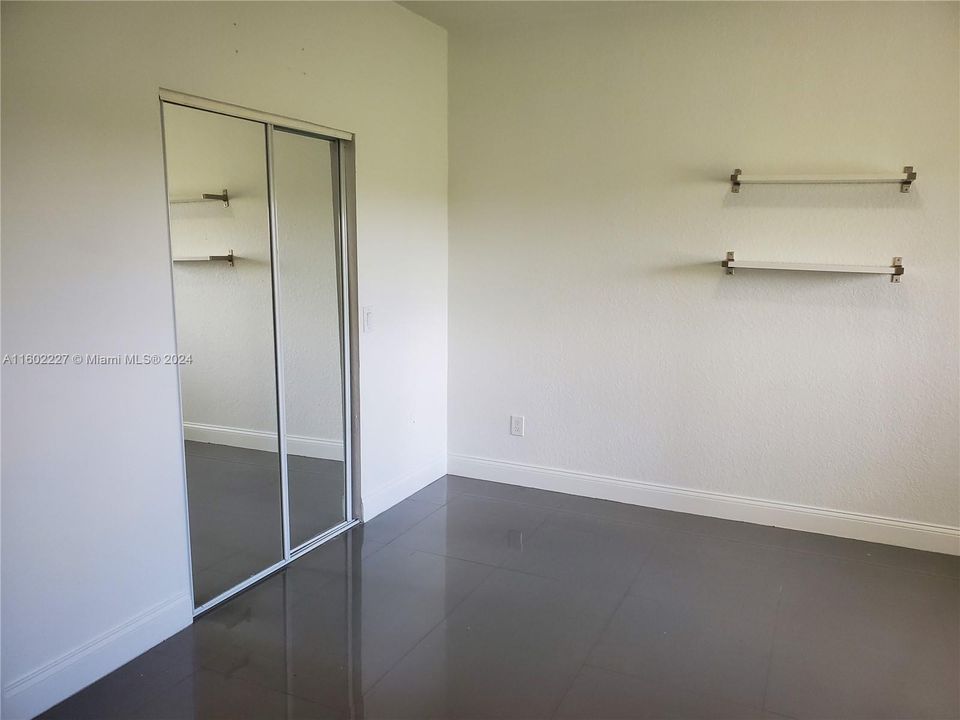 En Venta: $500,000 (3 camas, 2 baños, 1710 Pies cuadrados)