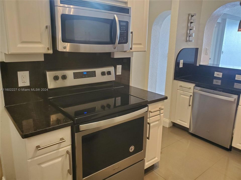 En Venta: $500,000 (3 camas, 2 baños, 1710 Pies cuadrados)