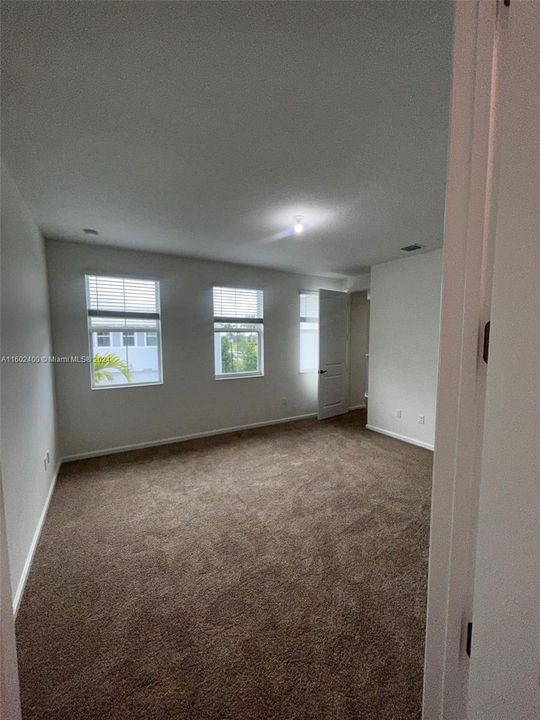 For Rent: $3,200 (3 beds, 2 baths, 0 Square Feet)