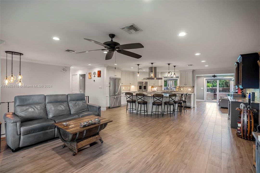 For Sale: $1,275,000 (5 beds, 3 baths, 3345 Square Feet)