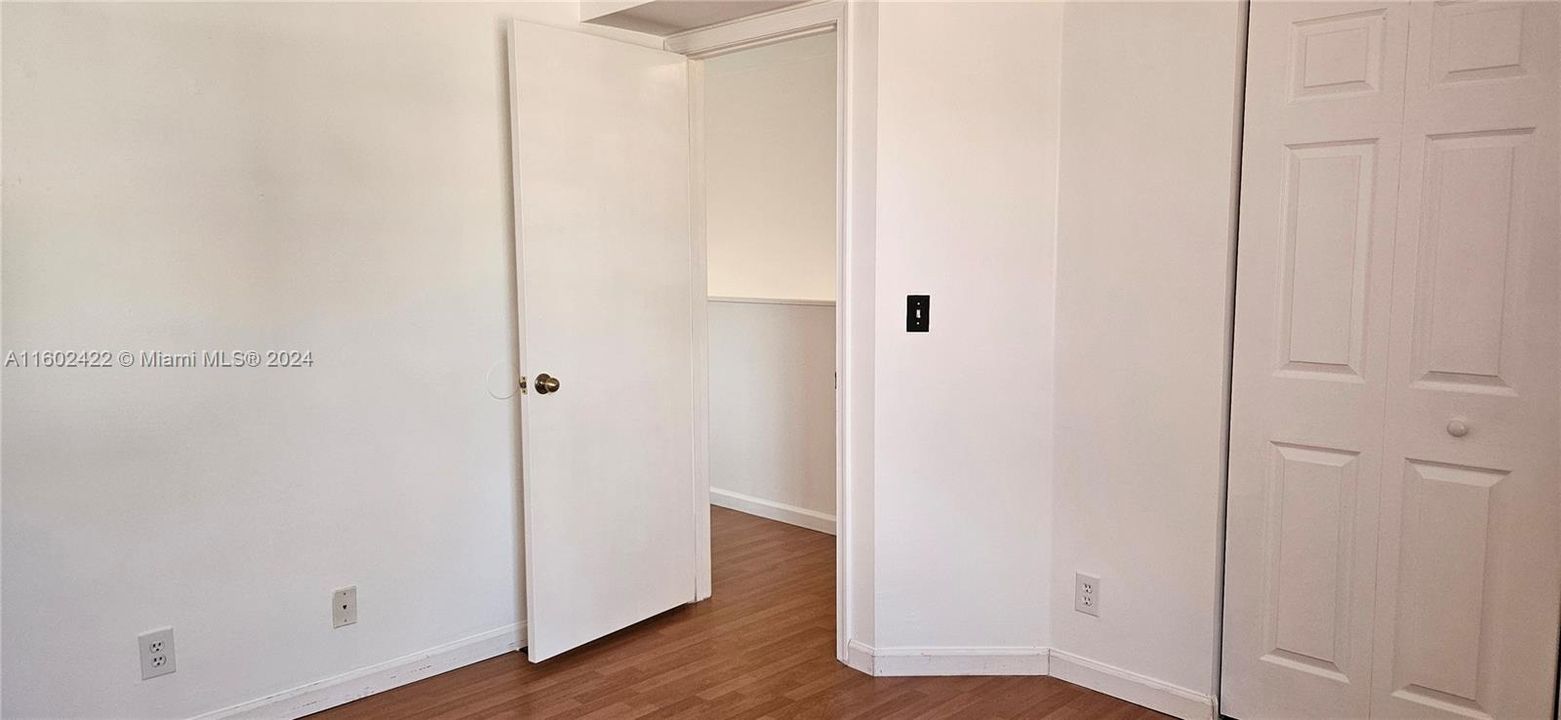 Active With Contract: $3,600 (3 beds, 2 baths, 1443 Square Feet)