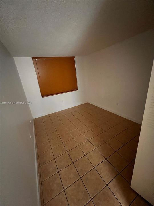 For Rent: $2,300 (2 beds, 2 baths, 1023 Square Feet)