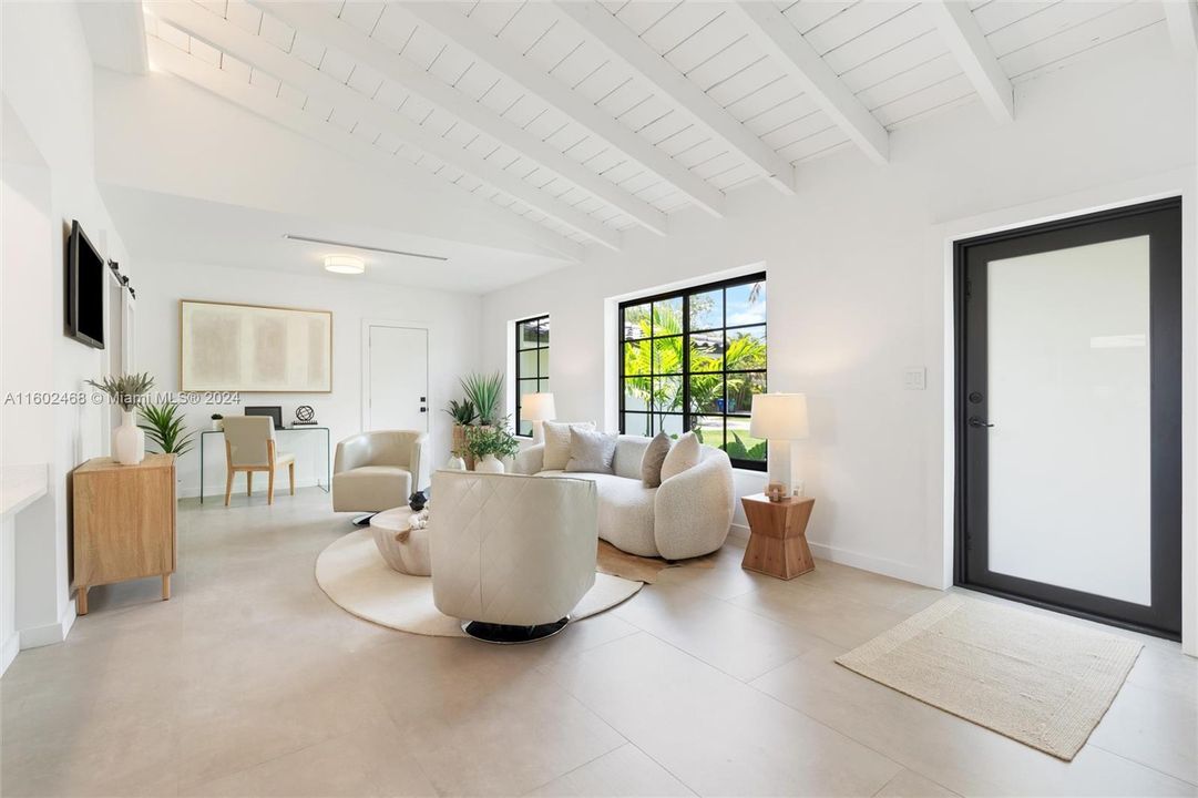 For Sale: $1,495,000 (3 beds, 2 baths, 1429 Square Feet)