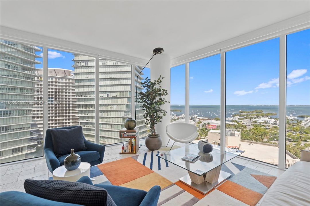 For Sale: $1,990,000 (2 beds, 2 baths, 1530 Square Feet)