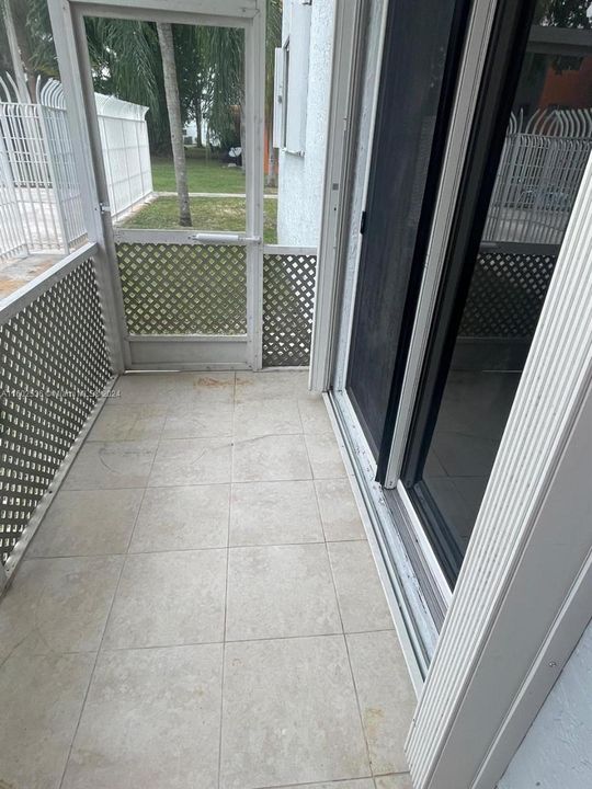 Recently Rented: $2,500 (2 beds, 2 baths, 840 Square Feet)