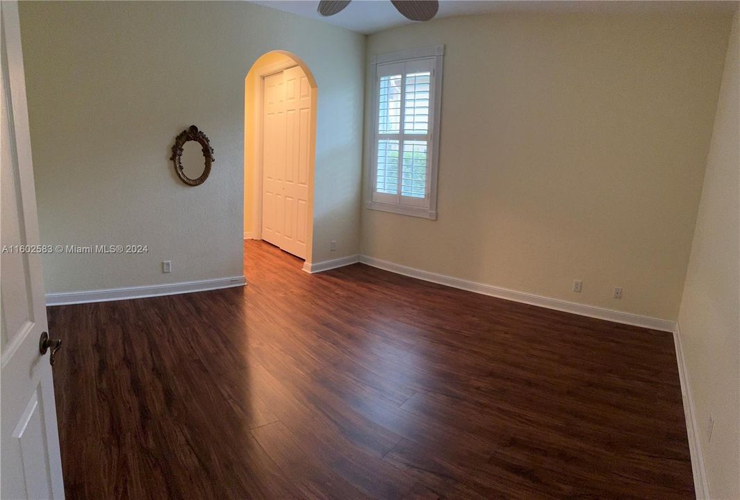 For Rent: $9,500 (5 beds, 3 baths, 3919 Square Feet)