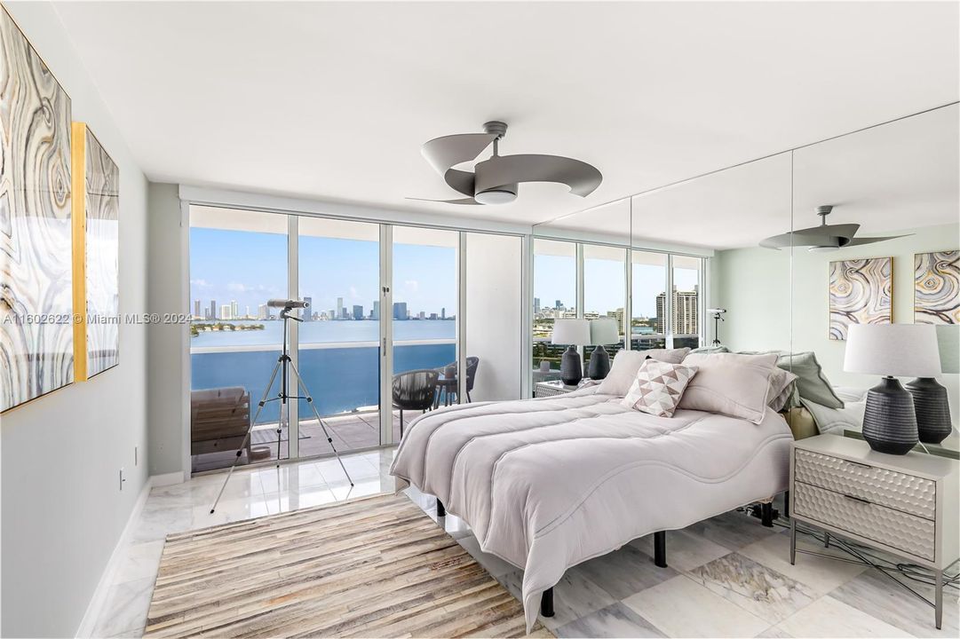 For Sale: $1,525,000 (2 beds, 2 baths, 1270 Square Feet)