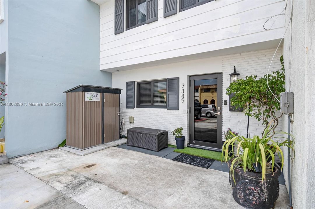 For Sale: $497,000 (2 beds, 2 baths, 1314 Square Feet)