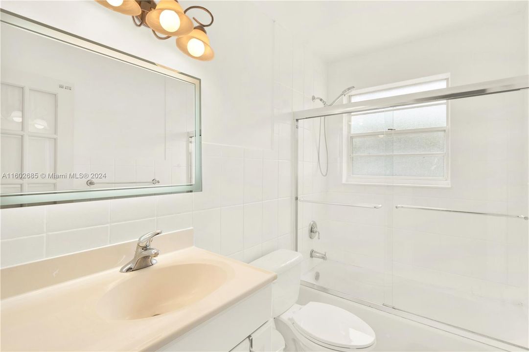 Recently Sold: $770,000 (4 beds, 2 baths, 1861 Square Feet)