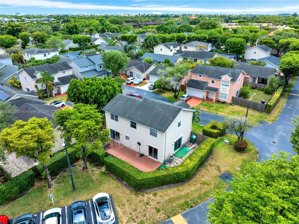 Recently Sold: $770,000 (4 beds, 2 baths, 1861 Square Feet)