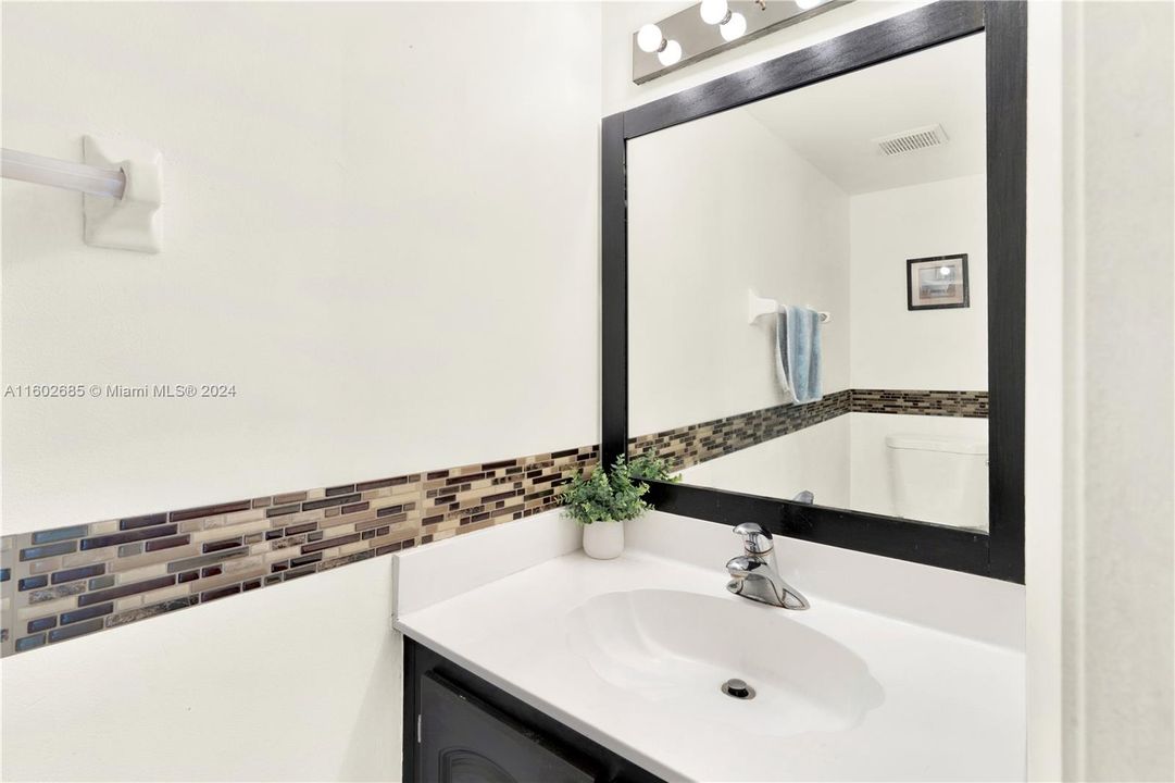 Recently Sold: $770,000 (4 beds, 2 baths, 1861 Square Feet)