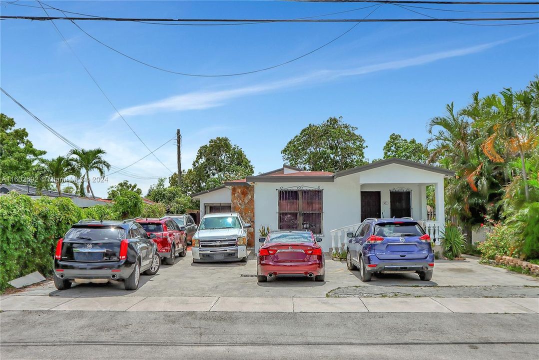 Recently Sold: $890,000 (0 beds, 0 baths, 3088 Square Feet)