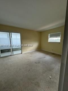 For Sale: $99,000 (1 beds, 1 baths, 720 Square Feet)