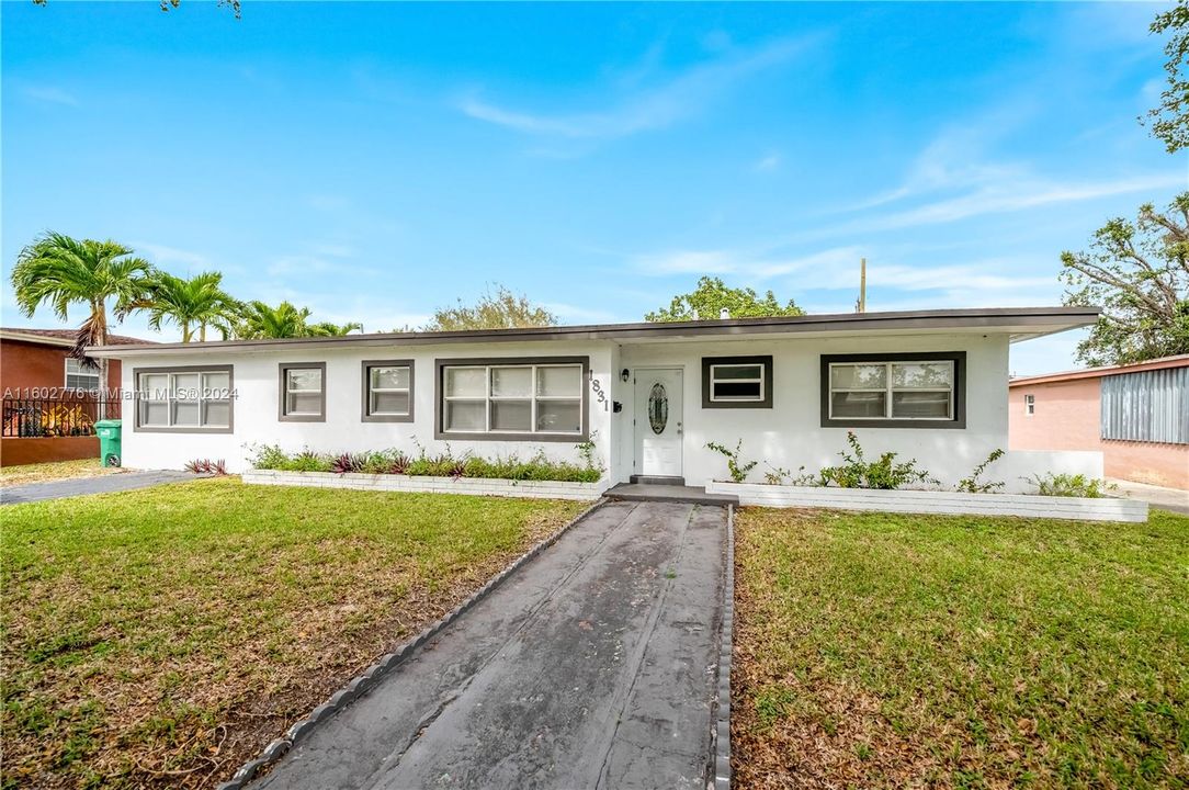 Active With Contract: $630,000 (4 beds, 2 baths, 1865 Square Feet)