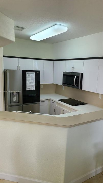 For Rent: $3,700 (3 beds, 2 baths, 1511 Square Feet)