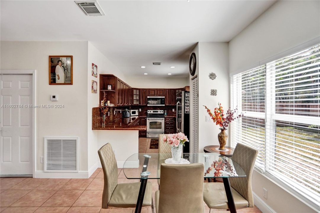 For Sale: $755,000 (4 beds, 3 baths, 1826 Square Feet)