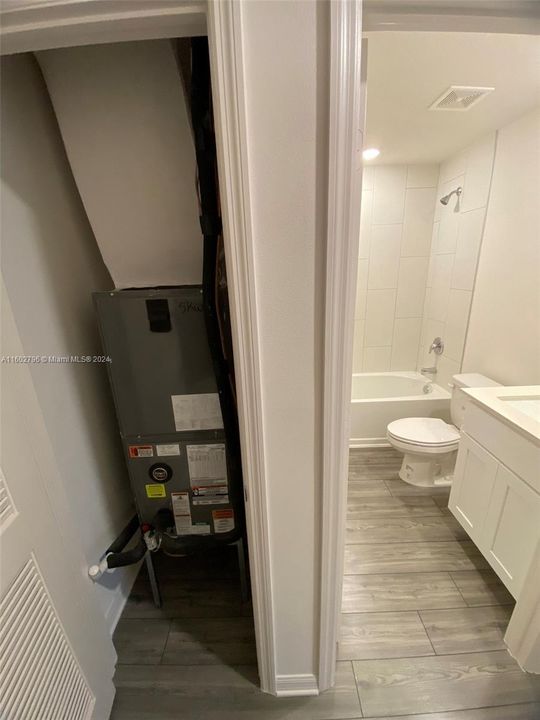 A/C and Bathroom