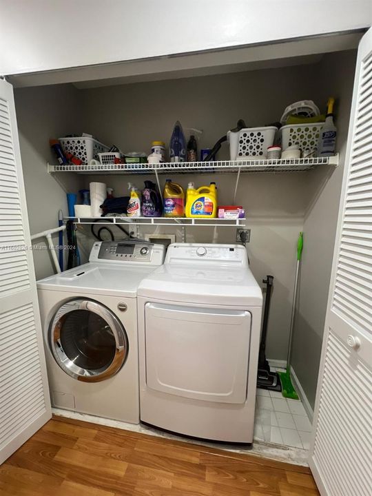 Recently Sold: $824,000 (2 beds, 2 baths, 1656 Square Feet)