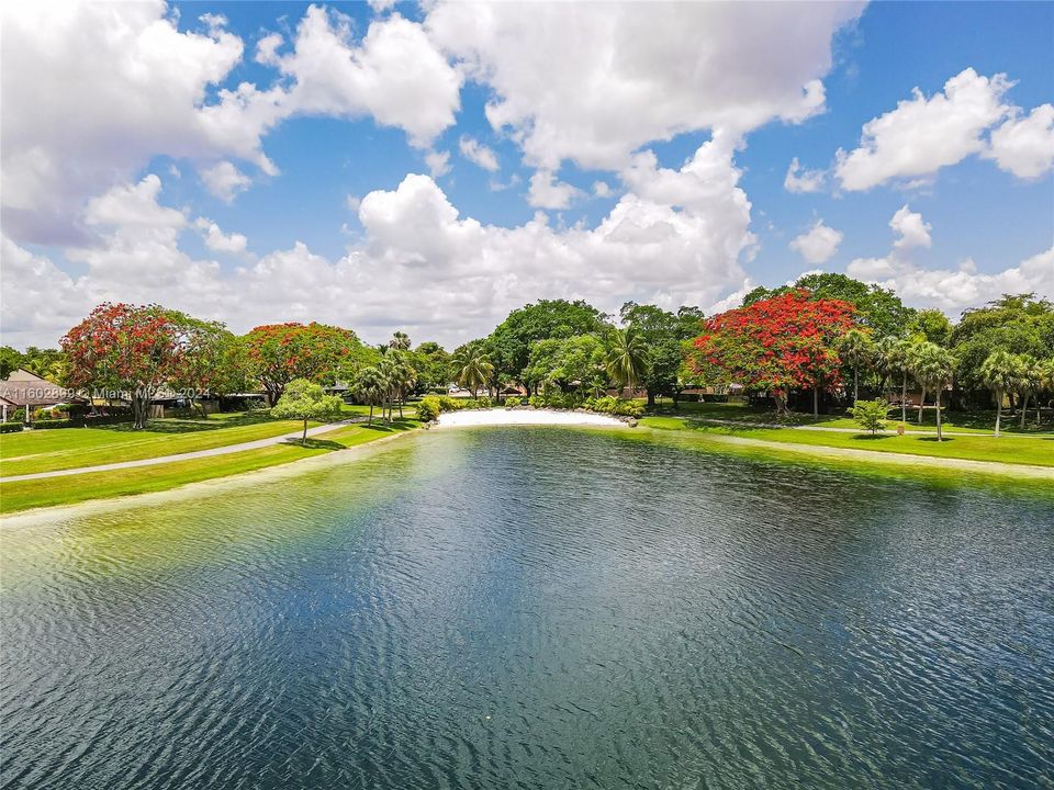 Active With Contract: $540,000 (3 beds, 2 baths, 1712 Square Feet)