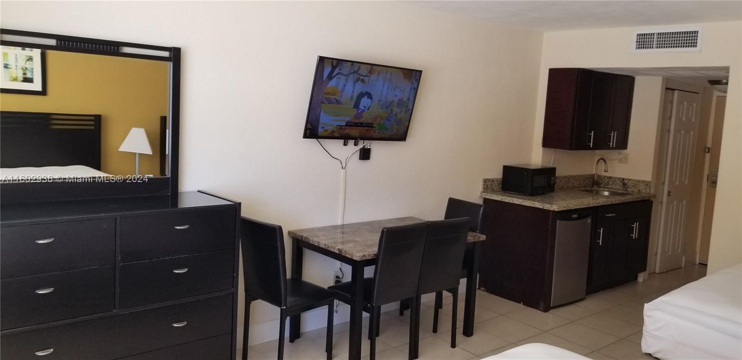 En Venta: $154,980 (0 camas, 1 baños, 360 Pies cuadrados)