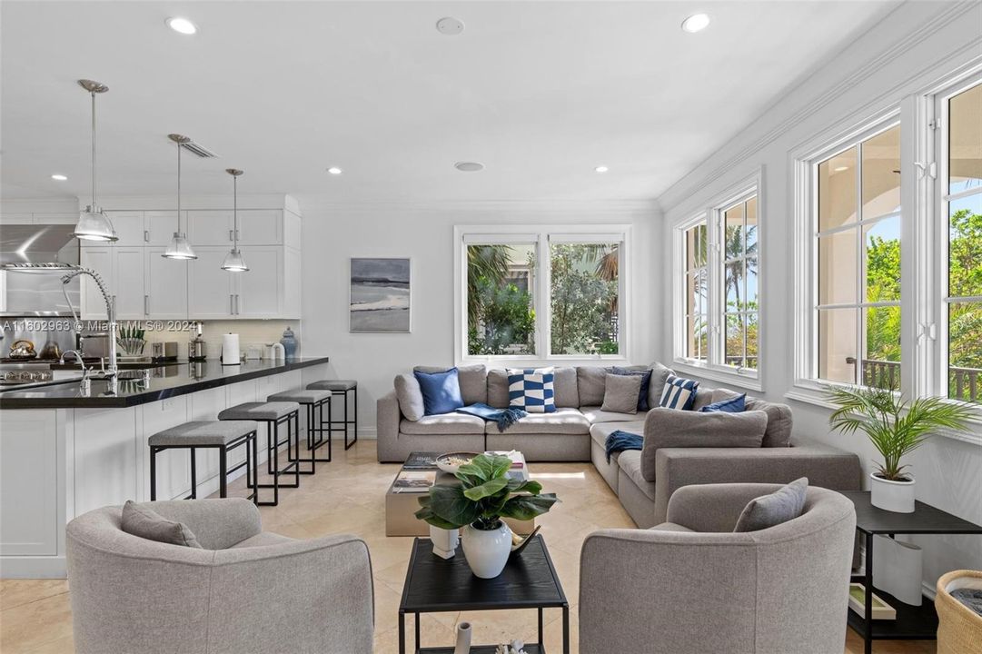 Active With Contract: $2,499,000 (4 beds, 4 baths, 2604 Square Feet)