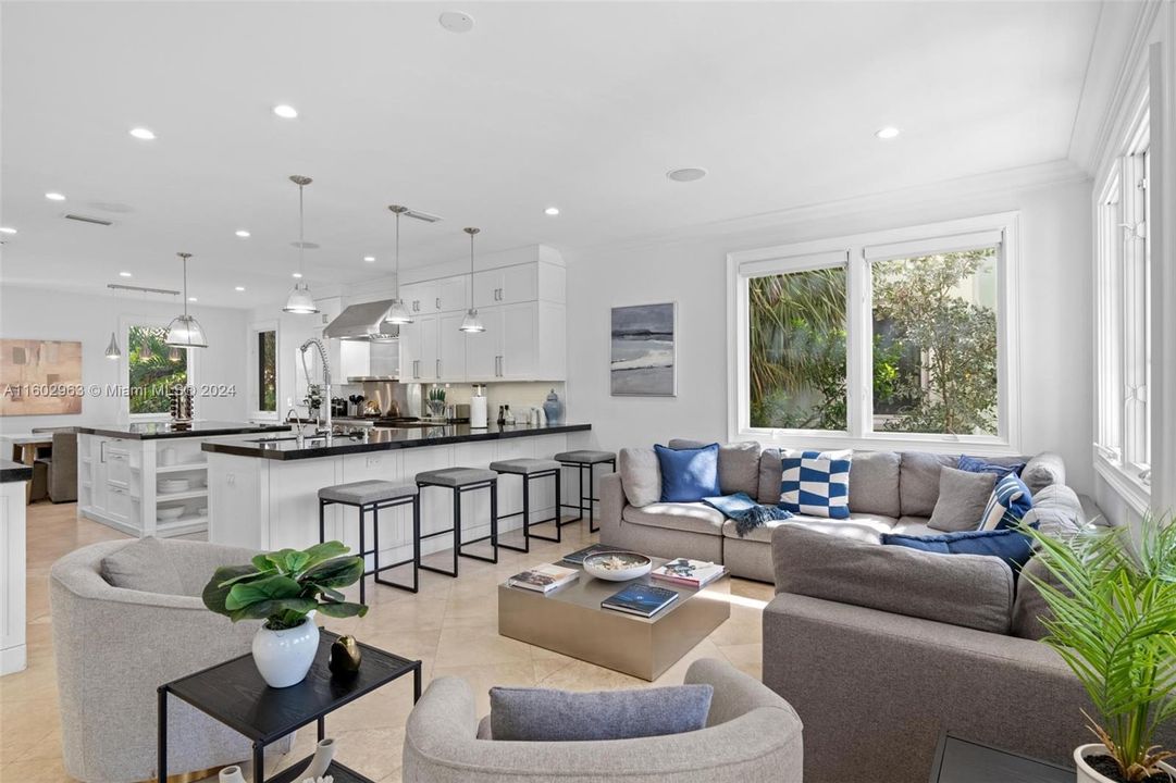 Active With Contract: $2,499,000 (4 beds, 4 baths, 2604 Square Feet)