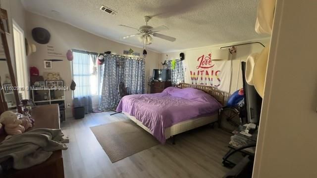 En Venta: $247,000 (3 camas, 2 baños, 1690 Pies cuadrados)