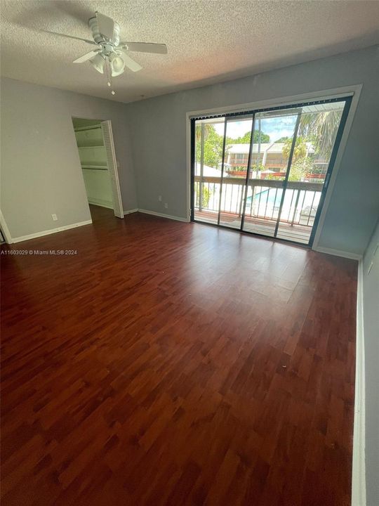 For Rent: $3,150 (3 beds, 2 baths, 1640 Square Feet)