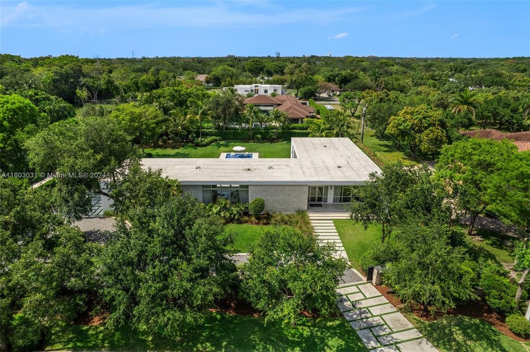 For Sale: $3,750,000 (4 beds, 4 baths, 3761 Square Feet)