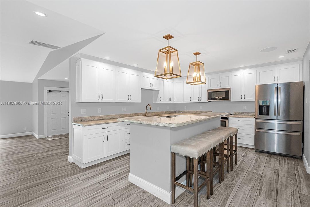 Active With Contract: $4,850 (3 beds, 2 baths, 1684 Square Feet)