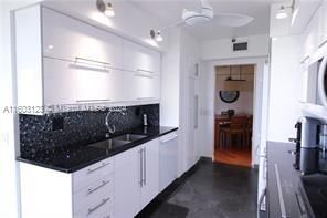 For Sale: $259,500 (2 beds, 2 baths, 1407 Square Feet)