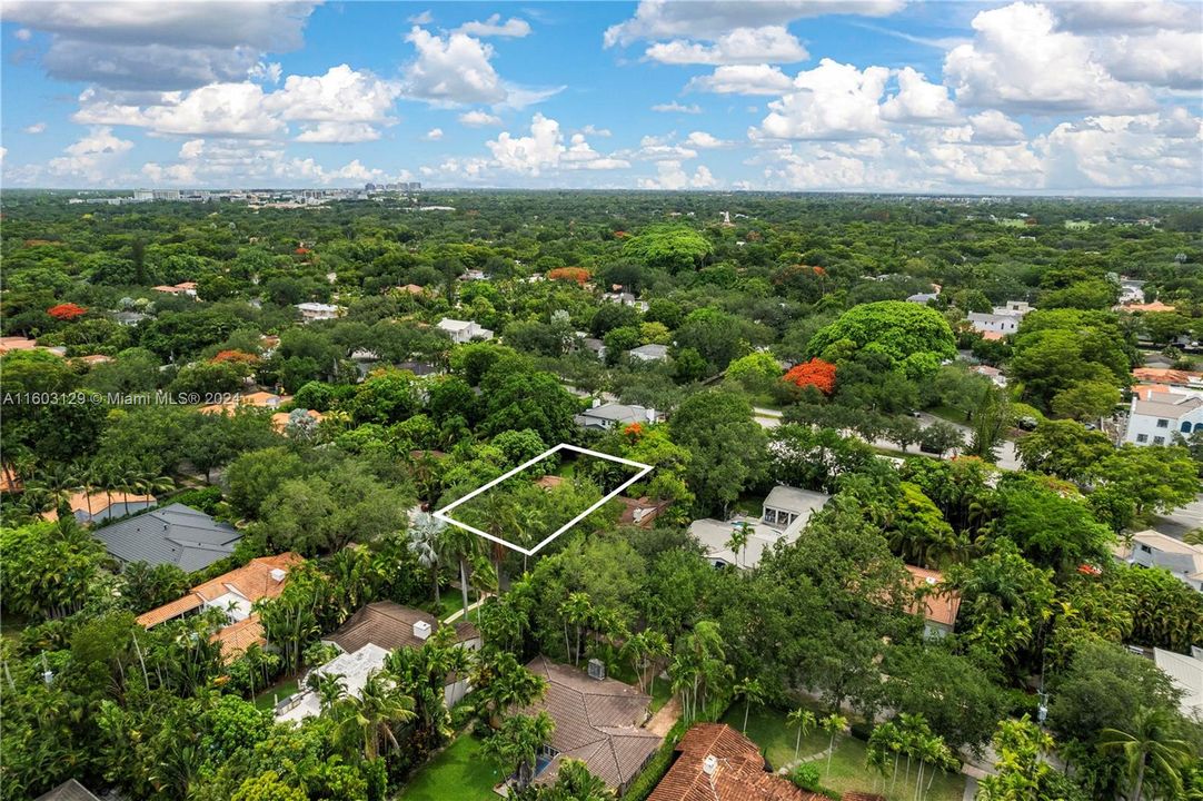 For Sale: $1,890,000 (3 beds, 2 baths, 1635 Square Feet)