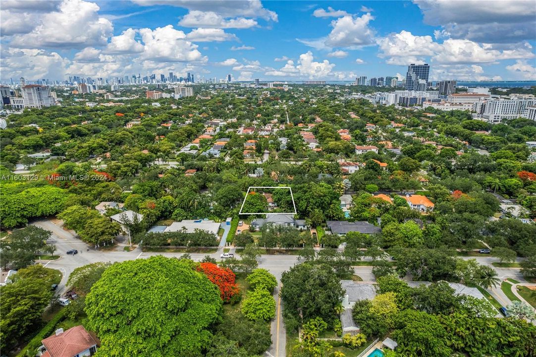 For Sale: $1,890,000 (3 beds, 2 baths, 1635 Square Feet)