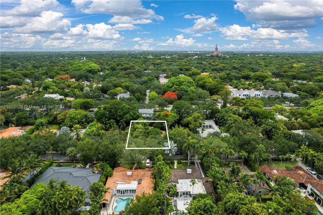 For Sale: $1,890,000 (3 beds, 2 baths, 1635 Square Feet)