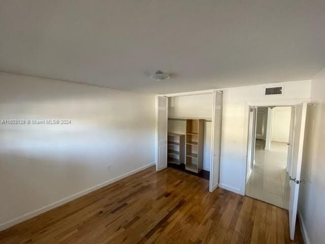 Recently Rented: $2,250 (2 beds, 2 baths, 1271 Square Feet)