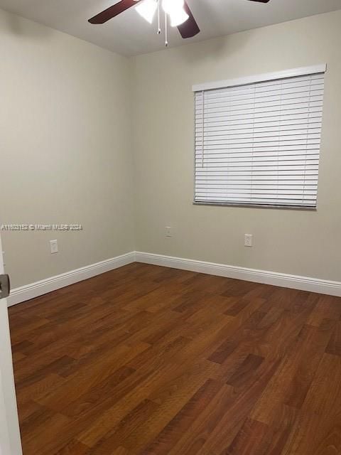 Recently Rented: $3,000 (3 beds, 2 baths, 1276 Square Feet)