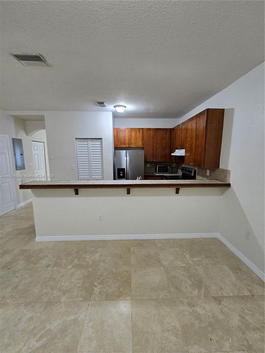 For Rent: $2,900 (3 beds, 2 baths, 1505 Square Feet)