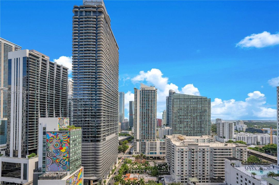 Recently Sold: $685,000 (1 beds, 2 baths, 852 Square Feet)