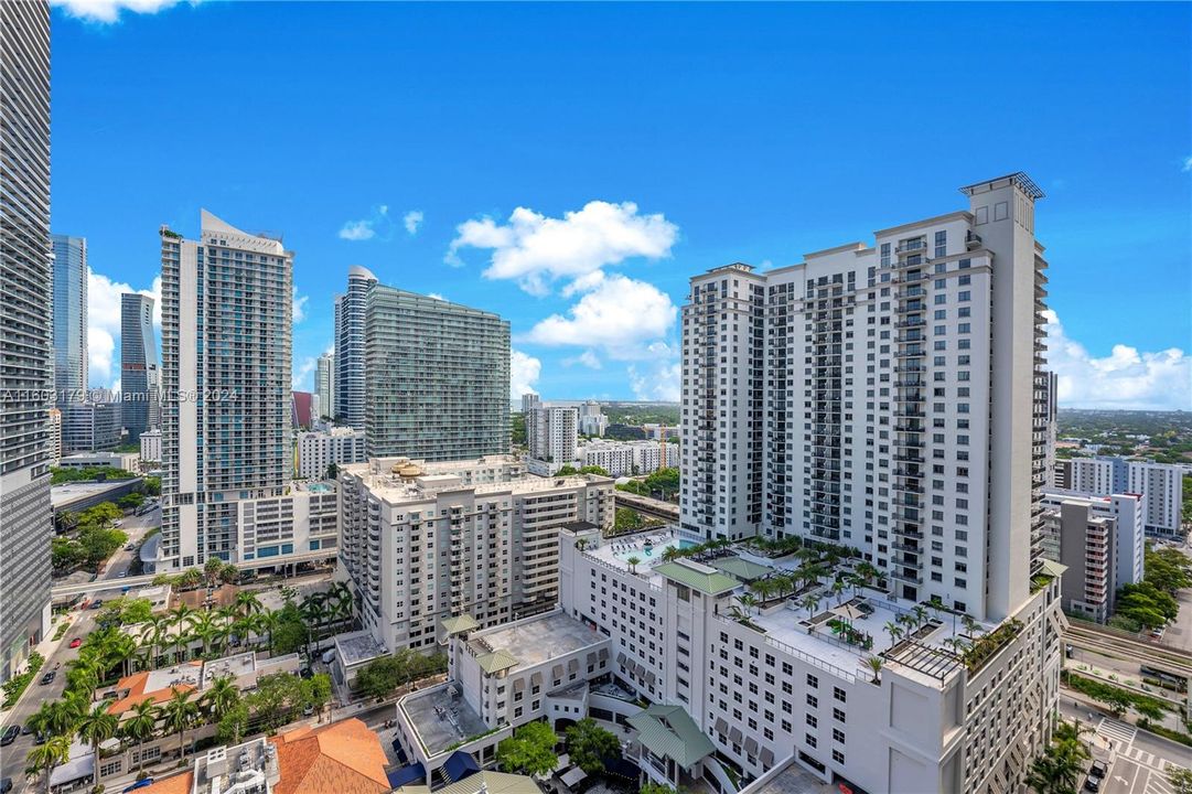 Recently Sold: $685,000 (1 beds, 2 baths, 852 Square Feet)