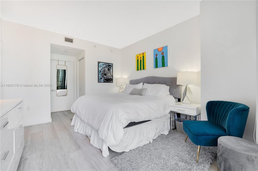 Recently Sold: $685,000 (1 beds, 2 baths, 852 Square Feet)