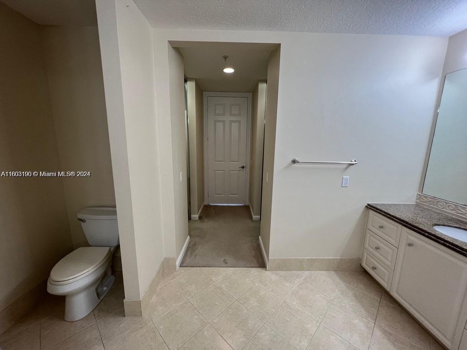 For Rent: $2,500 (2 beds, 2 baths, 1989 Square Feet)