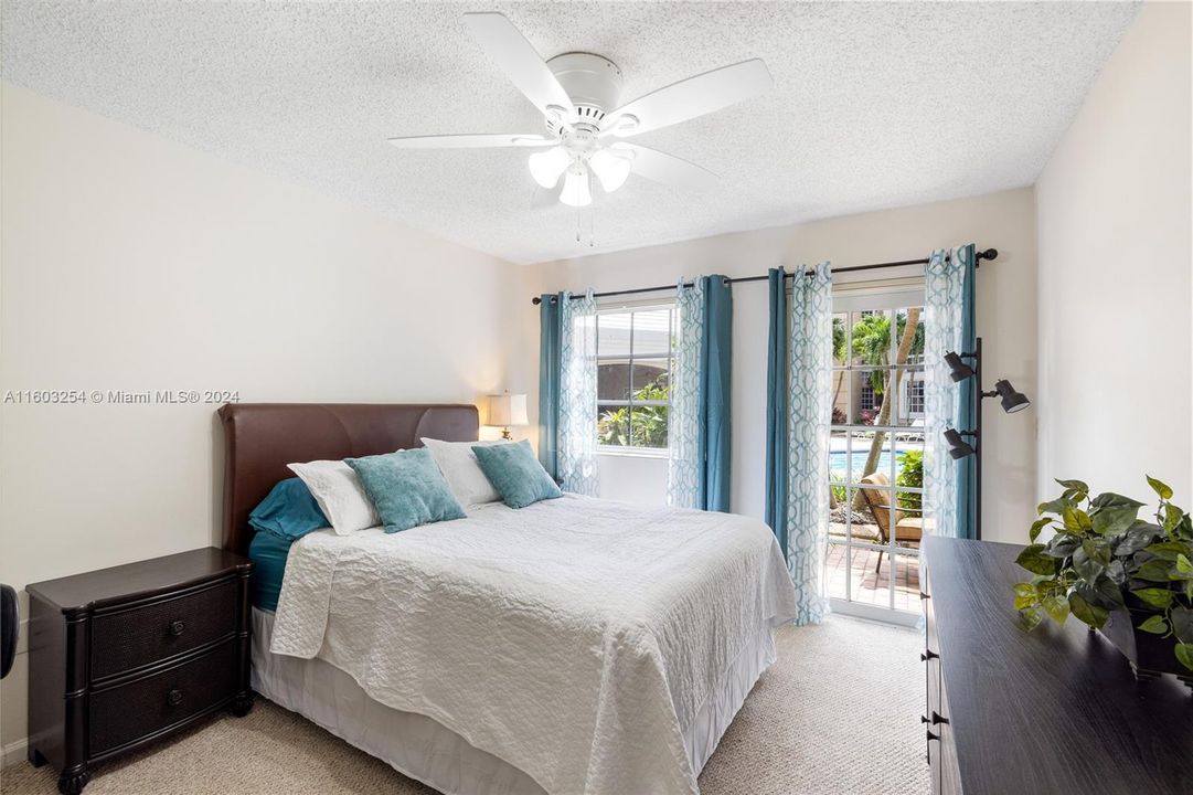 Active With Contract: $3,200 (2 beds, 2 baths, 840 Square Feet)